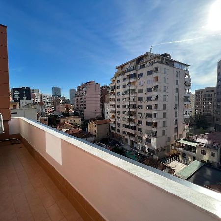 Daily Apartment In Center Tirana Exterior photo