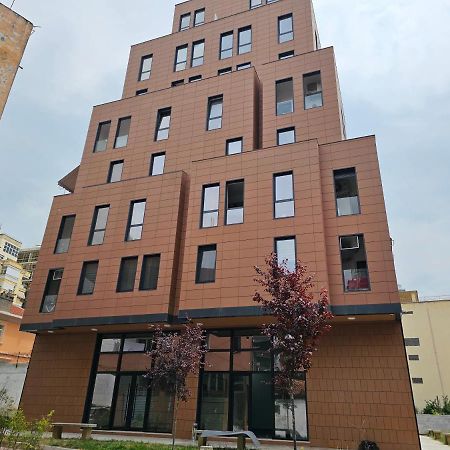 Daily Apartment In Center Tirana Exterior photo