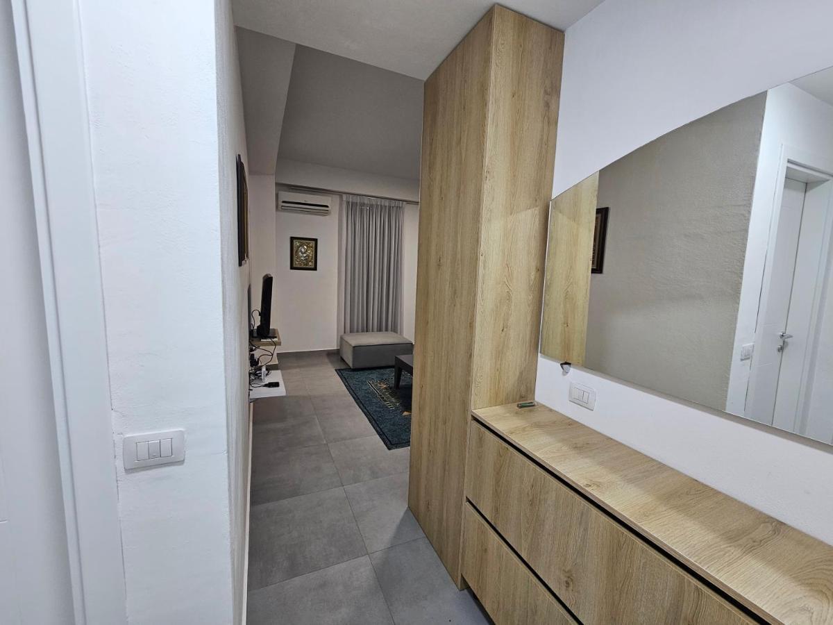 Daily Apartment In Center Tirana Exterior photo